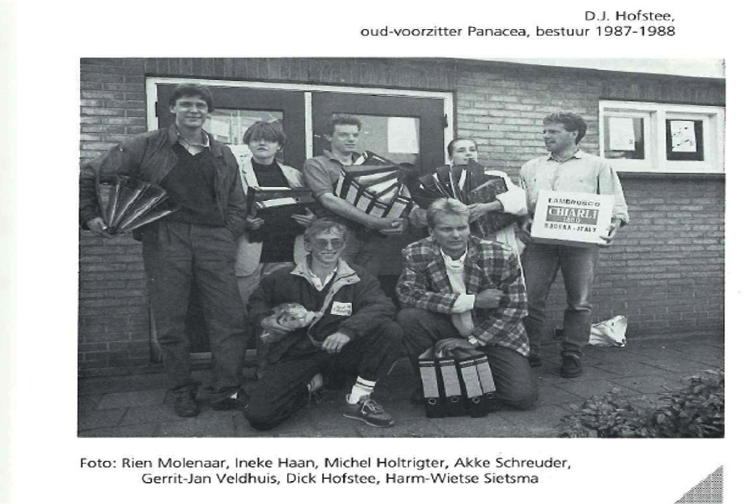 vergroot /fotos-besturen/87-88.png